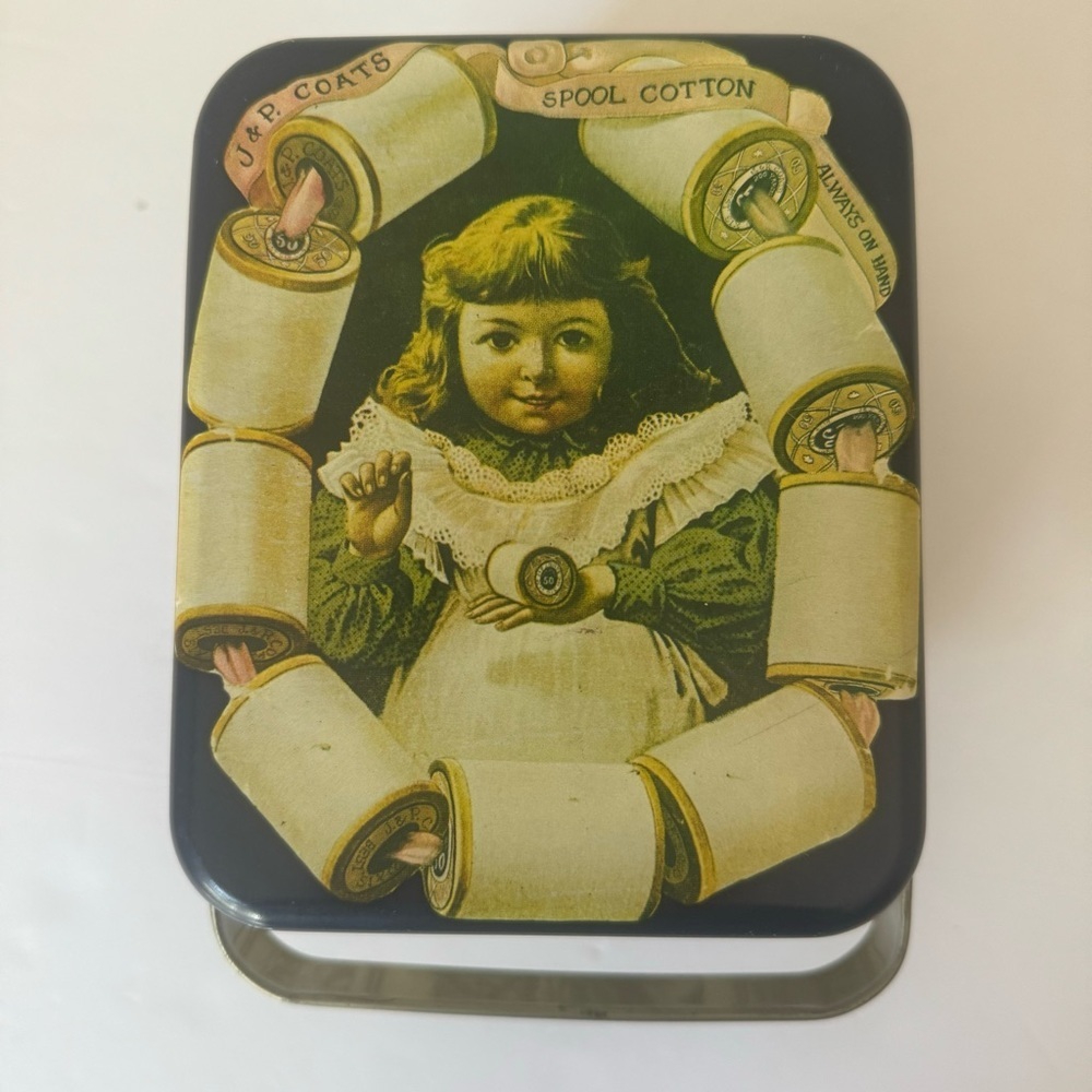 J & P COATS Vintage Tin Sewing Thread Box - Picture 15 of 15